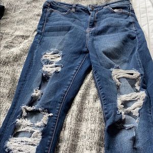 American eagle ripped jeans